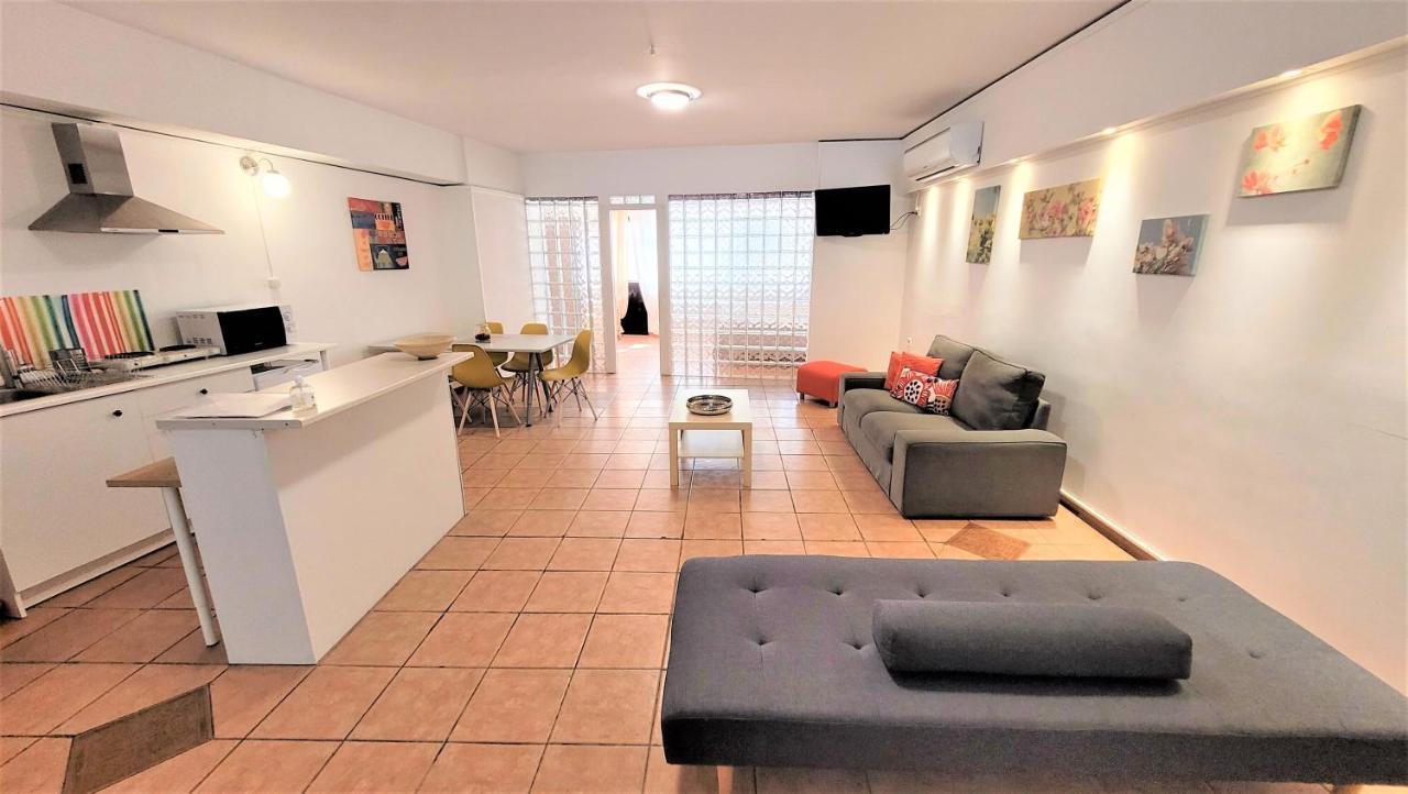 Driopon Apartment - Penthouse Atene Esterno foto